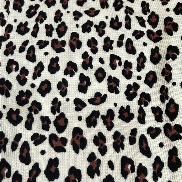 👑 PJ Couture Cheetah Print Thermal Velour Trim Set - Picture 7 of 10